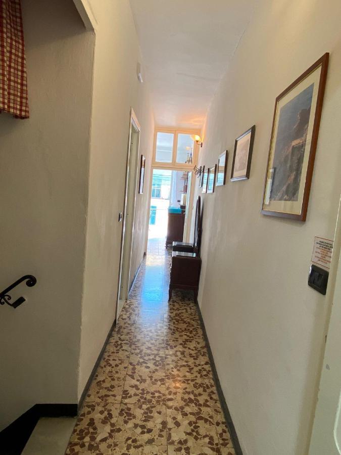 La Casetta Di Agnese 2 Vernazza Buitenkant foto